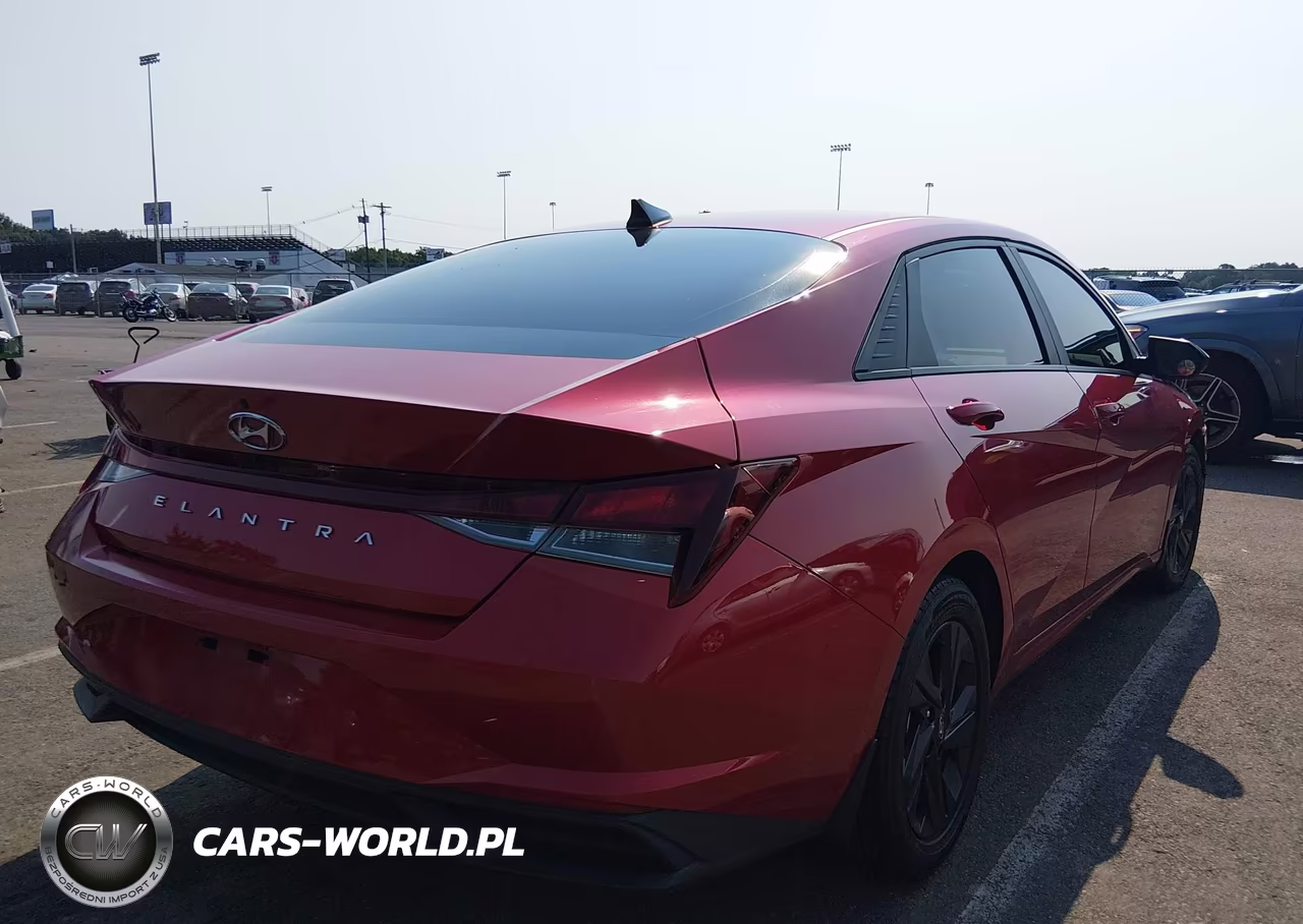 2022 Hyundai Elantra Sel VIN:5NPLM4AG3NH058893 - 4