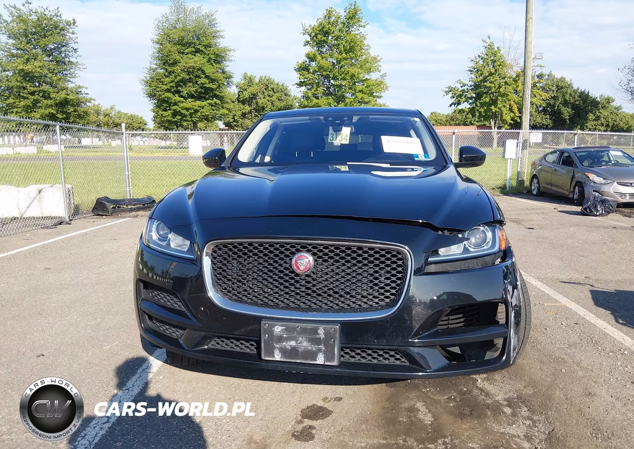 2017 Jaguar F-Pace 35T VIN:SADCS2BV1HA057474 - 12