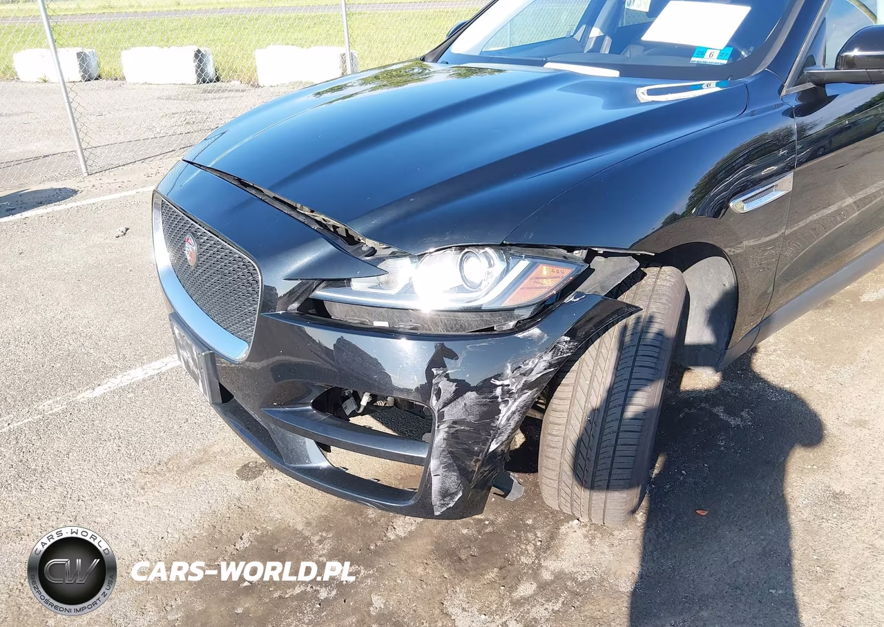 2017 Jaguar F-Pace 35T VIN:SADCS2BV1HA057474 - 6