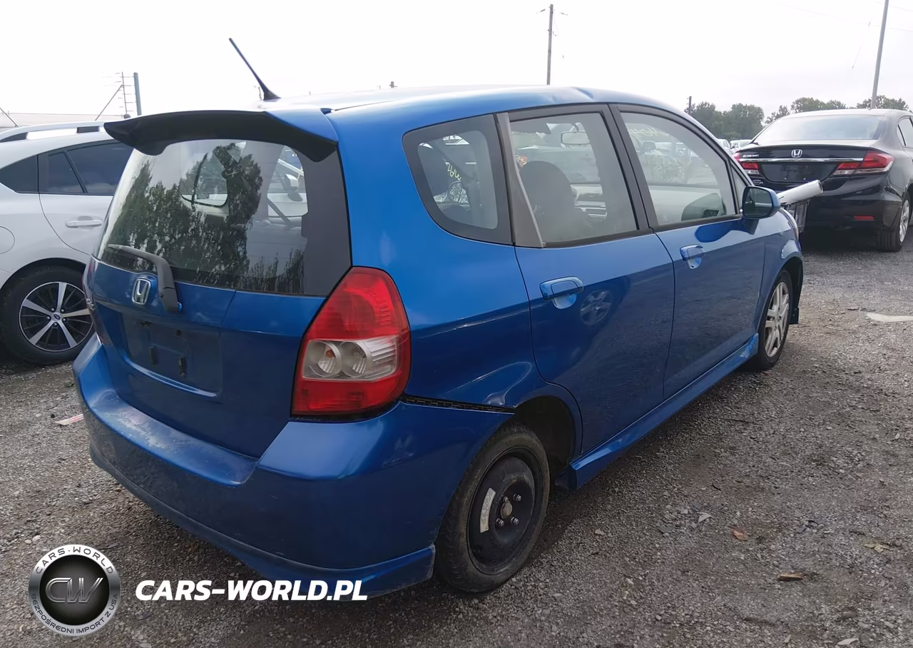 2007 Honda Fit Sport VIN:JHMGD37697S050620 - 4