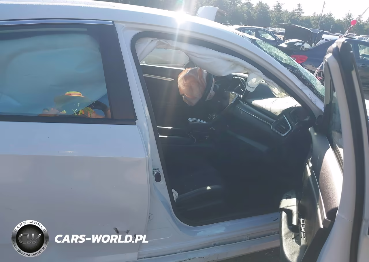 2019 Honda Civic Sport VIN:2HGFC2F87KH544456 - 5