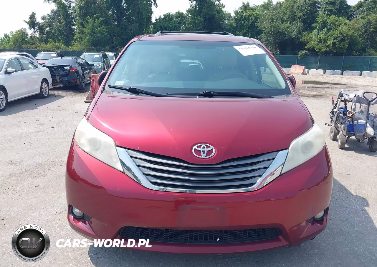 2013 Toyota Sienna Xle V6 8 Passenger VIN:5TDYK3DC8DS325954 - 12