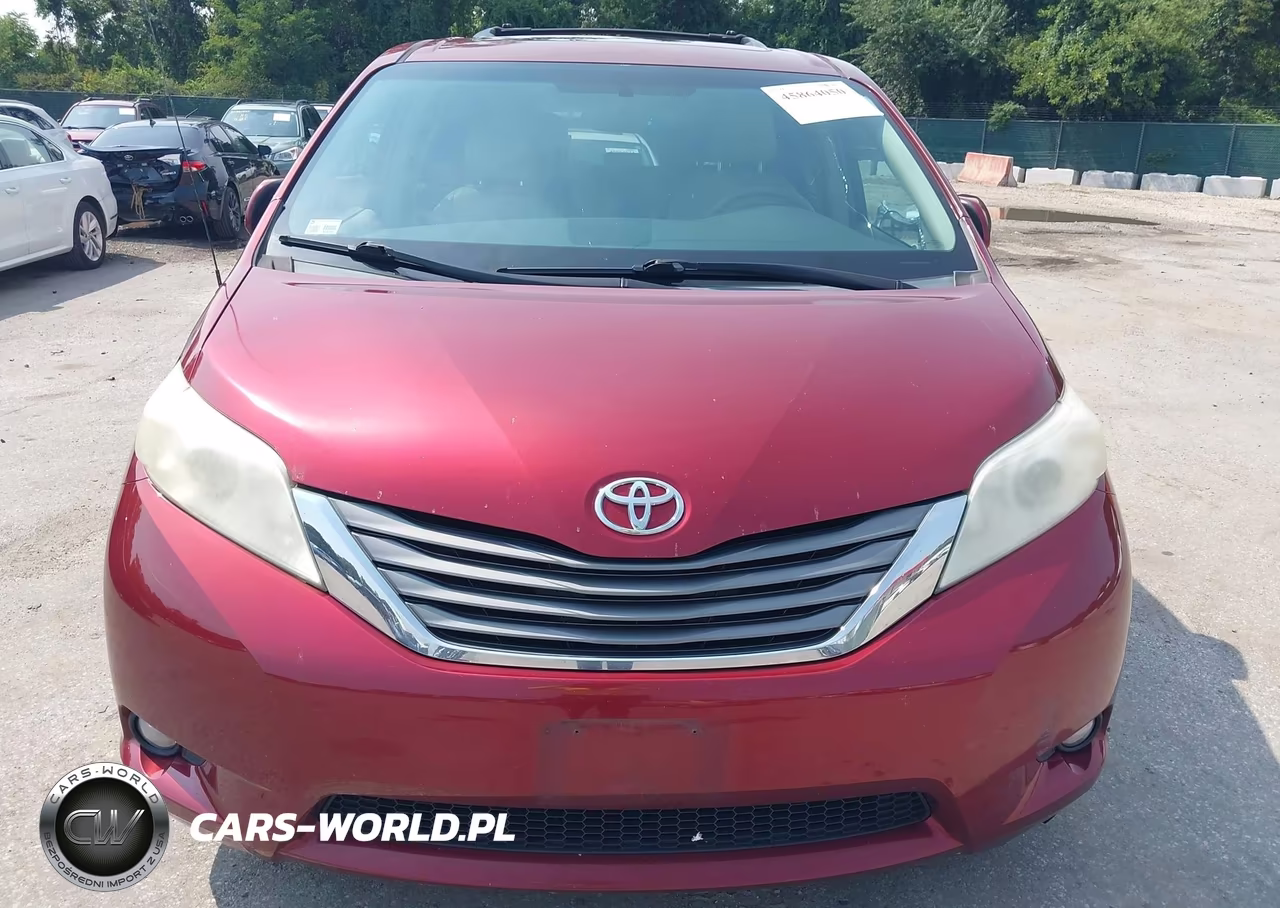 2013 Toyota Sienna Xle V6 8 Passenger VIN:5TDYK3DC8DS325954 - 6