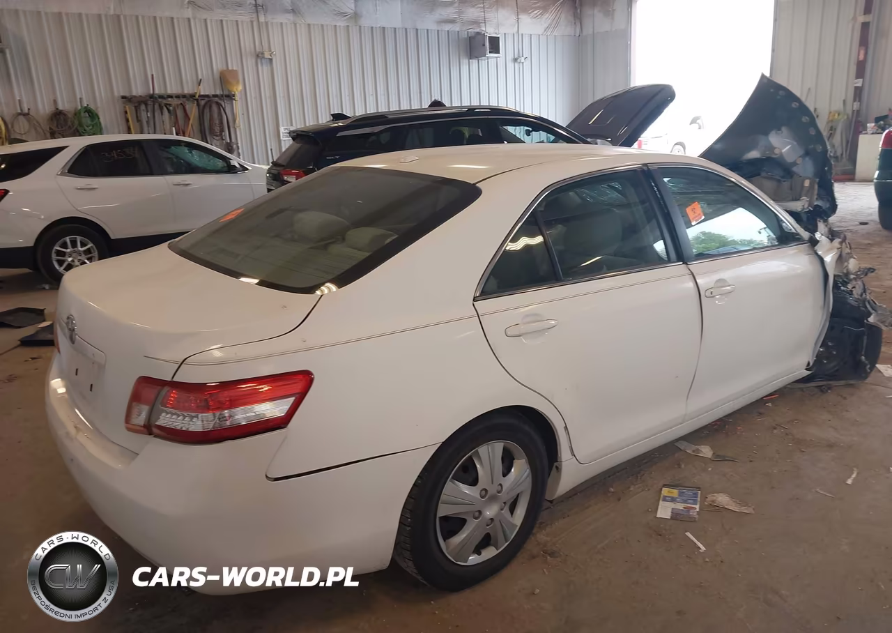 2011 Toyota Camry VIN:4T1BF3EK5BU722204 - 4