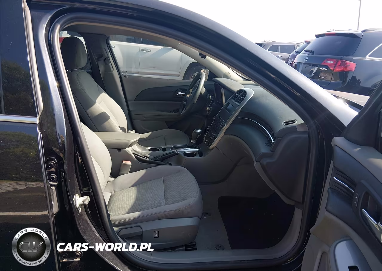 2015 Chevrolet Malibu Ls VIN:1G11B5SL6FF118233 - 5