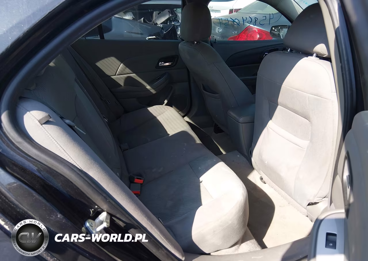 2015 Chevrolet Malibu Ls VIN:1G11B5SL6FF118233 - 8