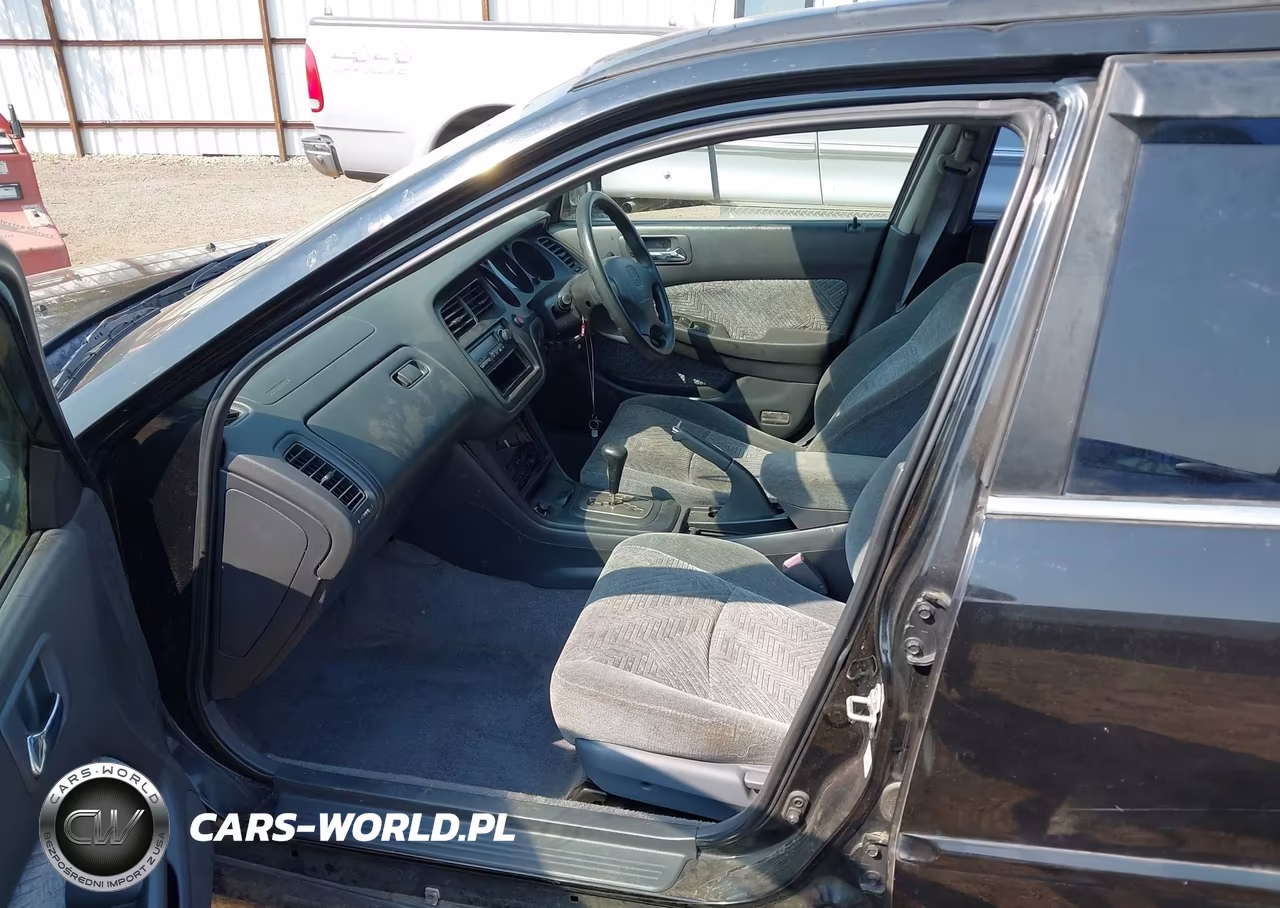 1998 Honda Accord VIN:0000000CF61032518 - 5