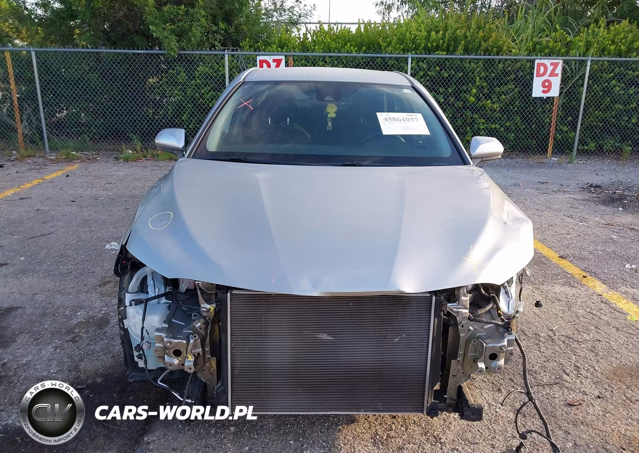 2020 Toyota Camry Le VIN:4T1C11AK4LU863912 - 13
