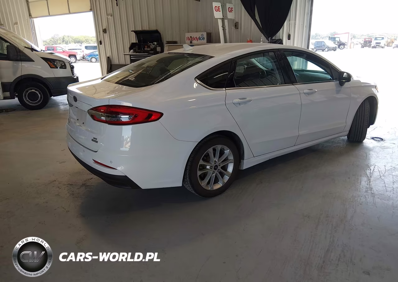 2020 Ford Fusion Hybrid Se VIN:3FA6P0LU6LR224095 - 4