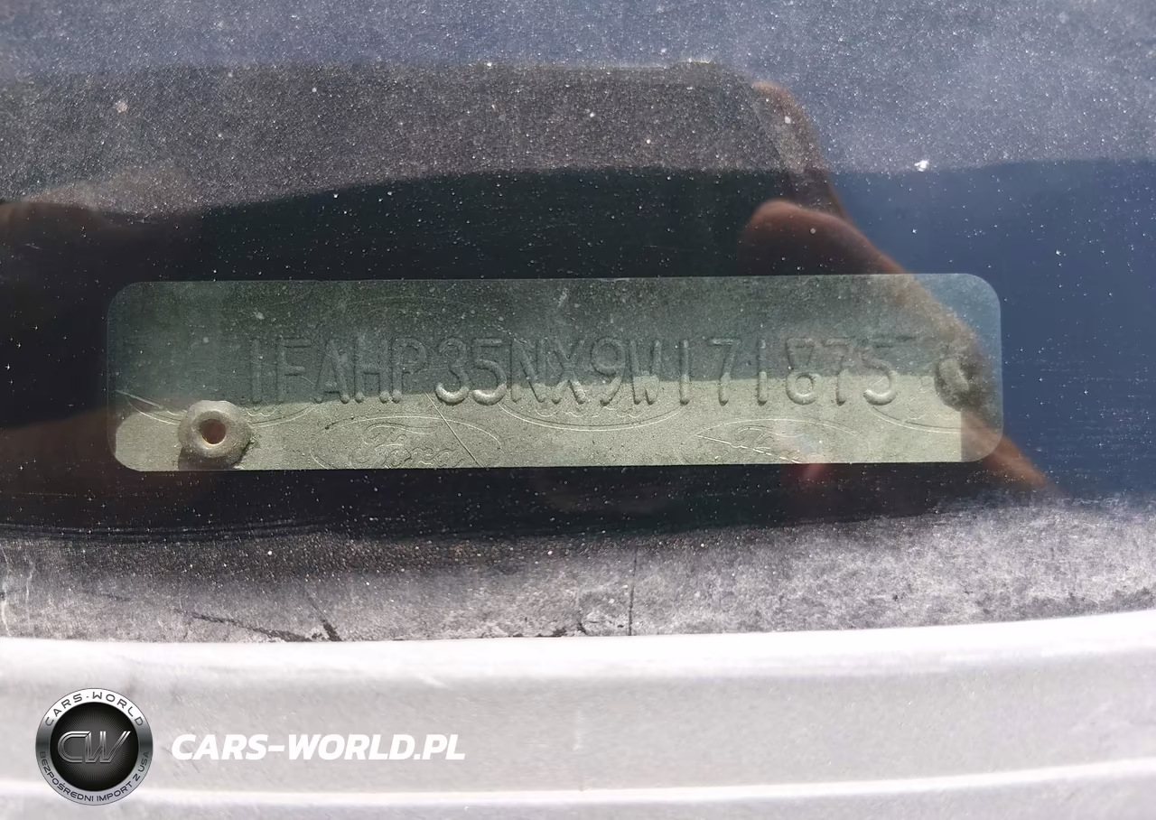 2009 Ford Focus Se VIN:1FAHP35NX9W171875 - 9