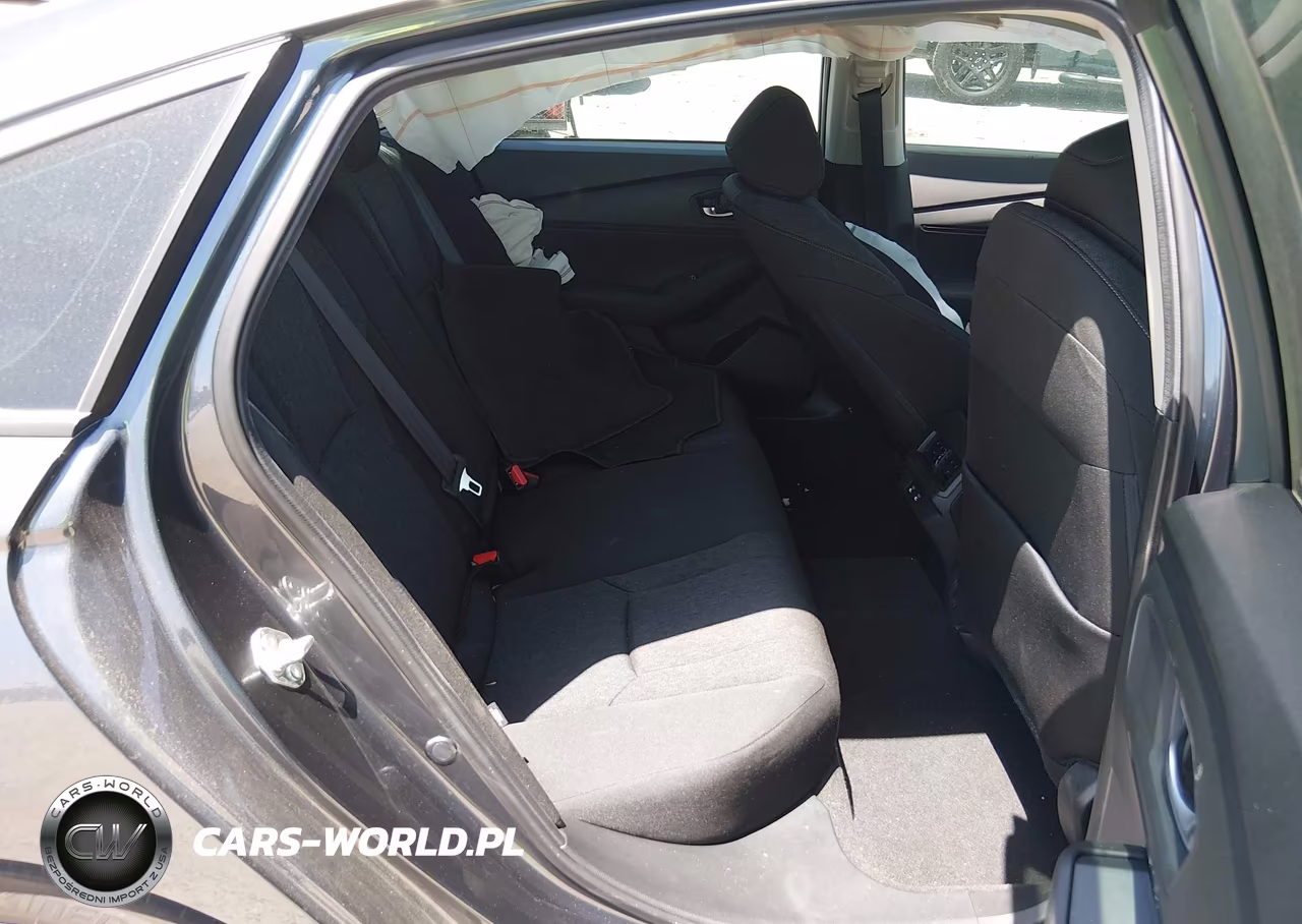 2026 Honda Accord Lx VIN:1HGCY1F24TA037394 - 8
