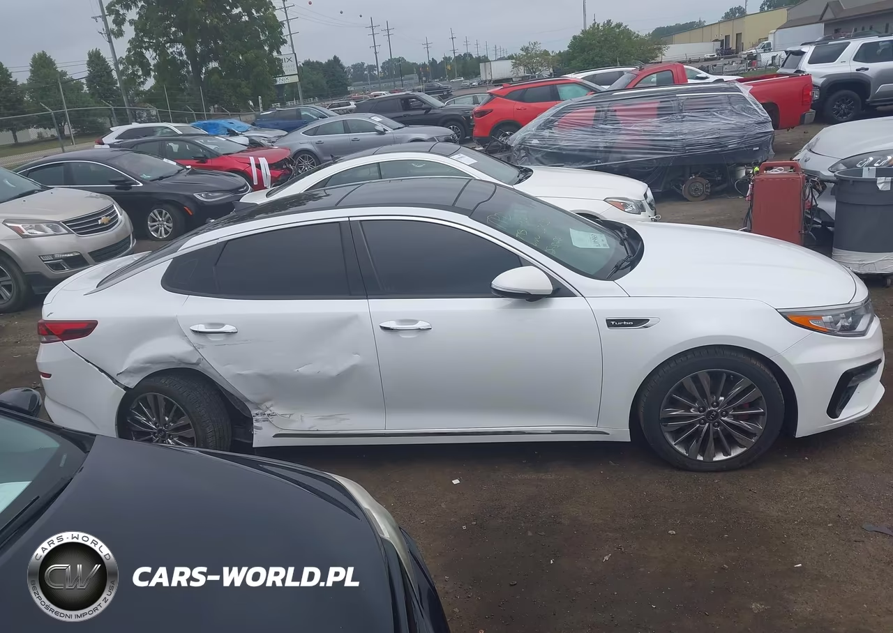 2019 Kia Optima VIN:5XXGV4L23KG350339 - 13