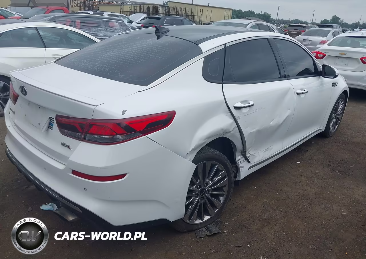 2019 Kia Optima VIN:5XXGV4L23KG350339 - 4