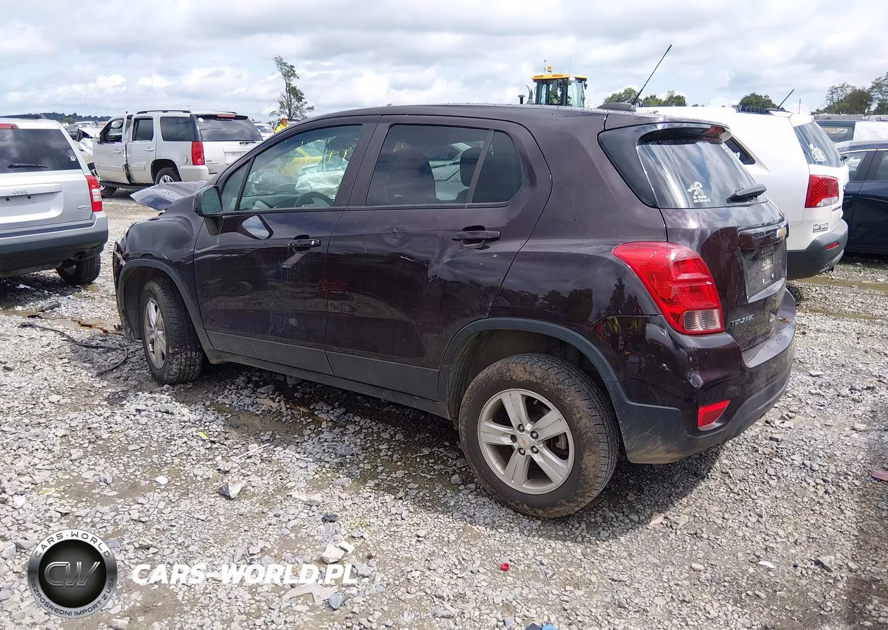 2021 Chevrolet Trax Awd Ls VIN:KL7CJNSBXMB315692 - 3