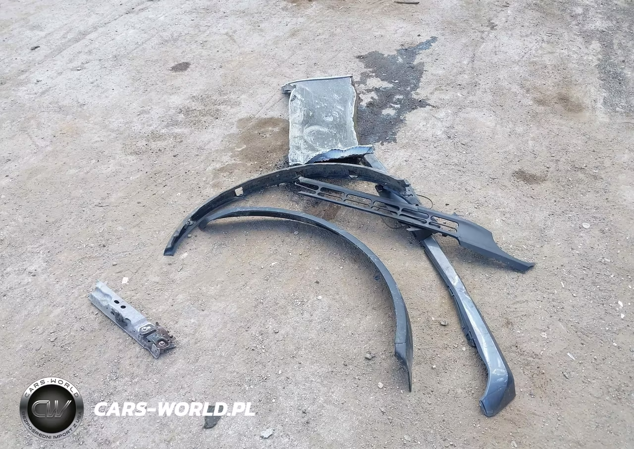 2023 Ford Bronco Black Diamond VIN:1FMEE5BP9PLC16643 - 11