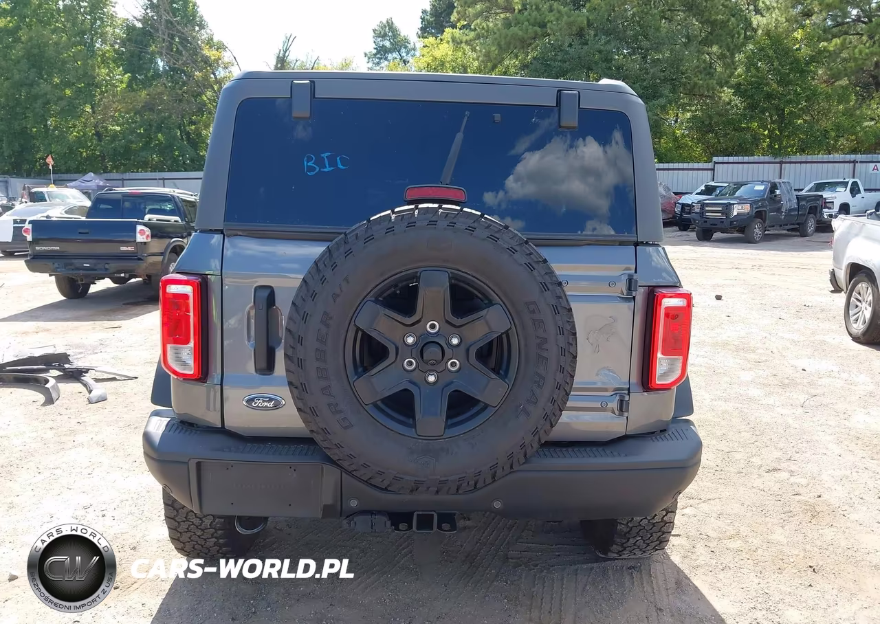 2023 Ford Bronco Black Diamond VIN:1FMEE5BP9PLC16643 - 16
