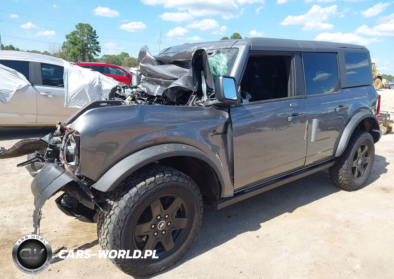 2023 Ford Bronco Black Diamond VIN:1FMEE5BP9PLC16643 - 2