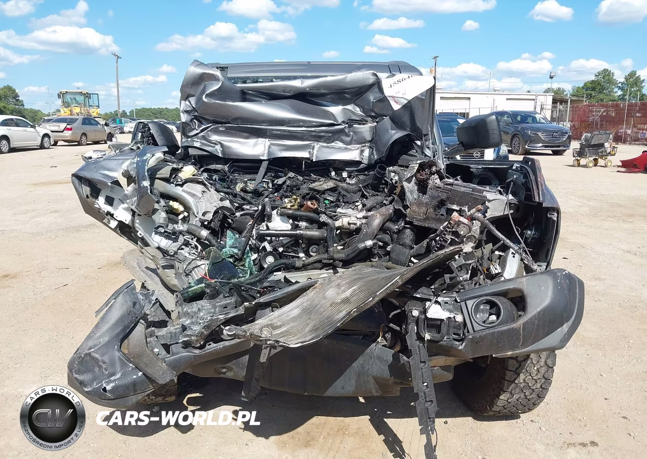 2023 Ford Bronco Black Diamond VIN:1FMEE5BP9PLC16643 - 6