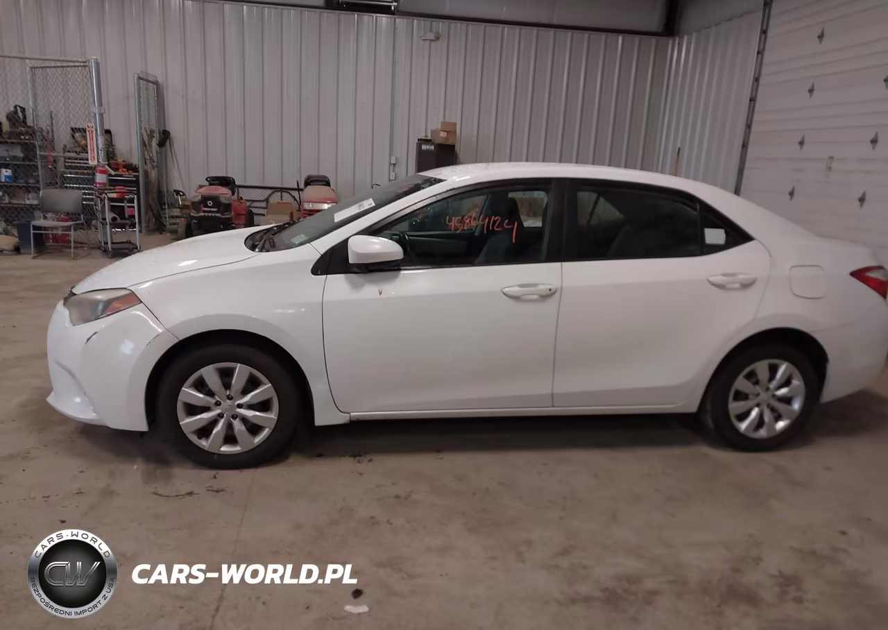 2015 Toyota Corolla Le VIN:5YFBURHEXFP268974 - 14