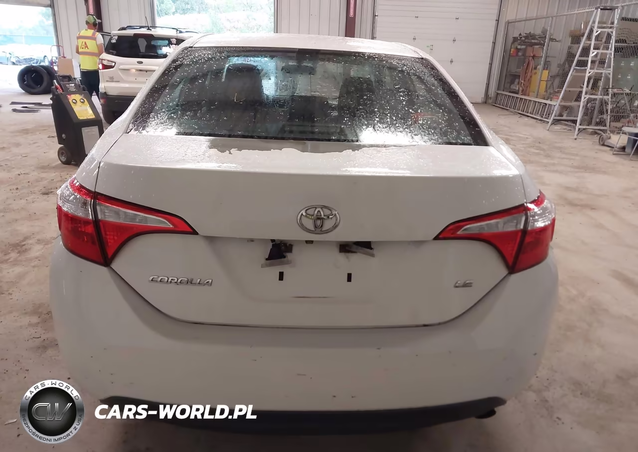 2015 Toyota Corolla Le VIN:5YFBURHEXFP268974 - 16