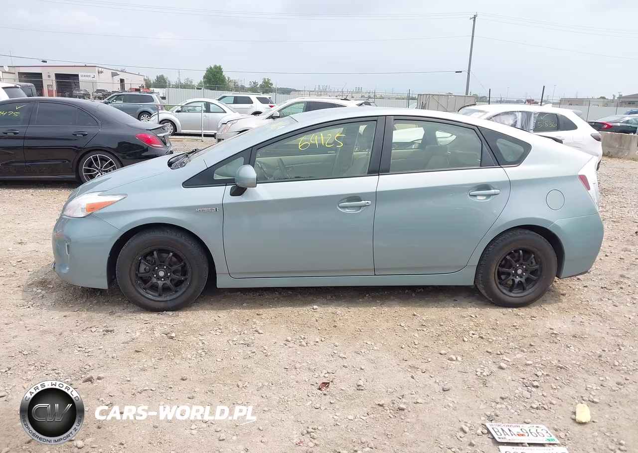 2012 Toyota Prius Three VIN:JTDKN3DU1C1576655 - 14