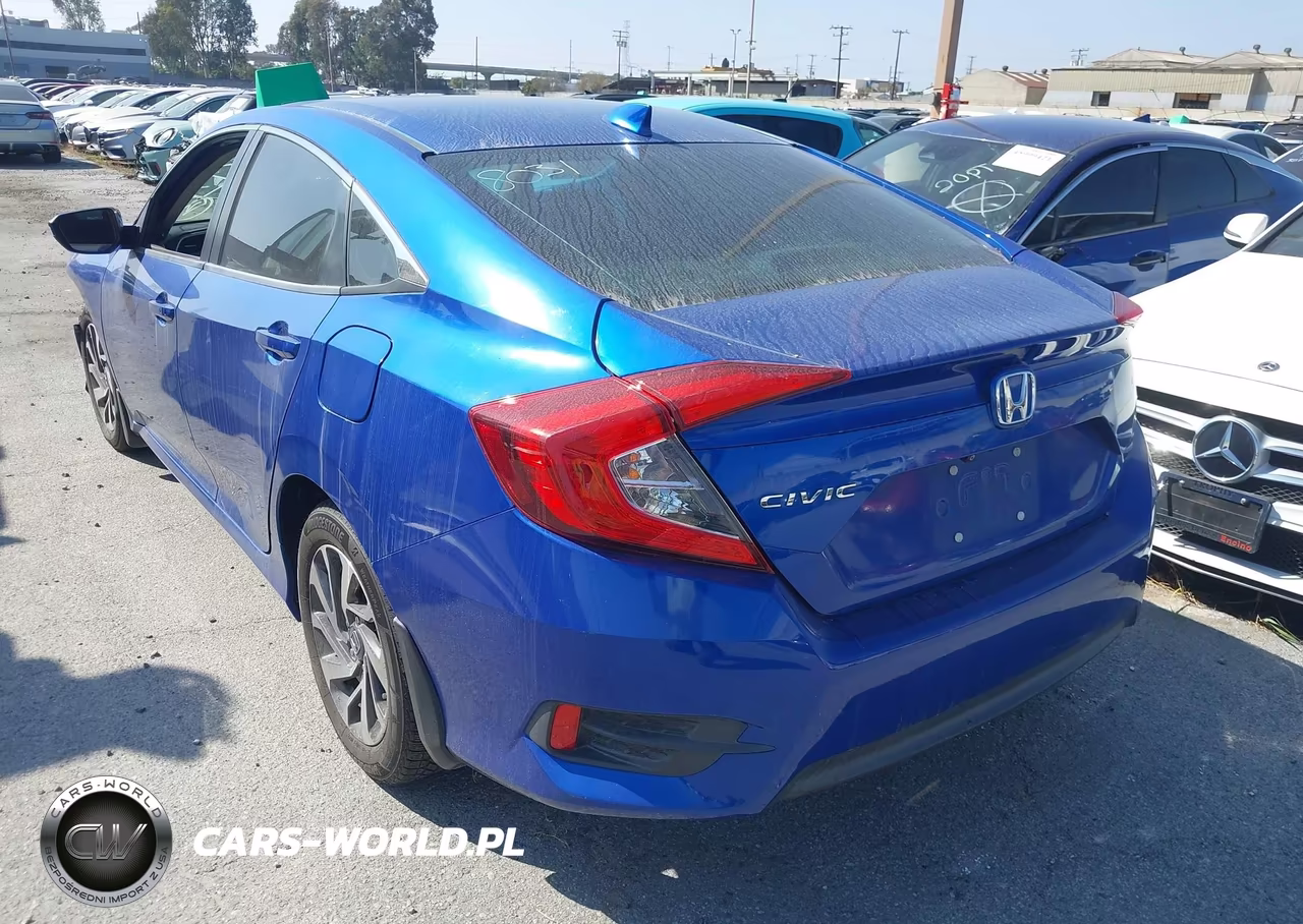 2018 Honda Civic Ex VIN:2HGFC2F74JH566307 - 3