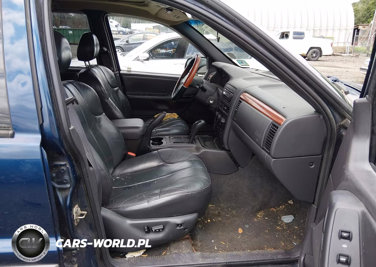 1999 Jeep Grand Cherokee Laredo VIN:1J4GW58S8XC733836 - 5