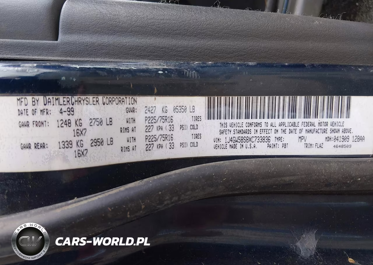 1999 Jeep Grand Cherokee Laredo VIN:1J4GW58S8XC733836 - 9