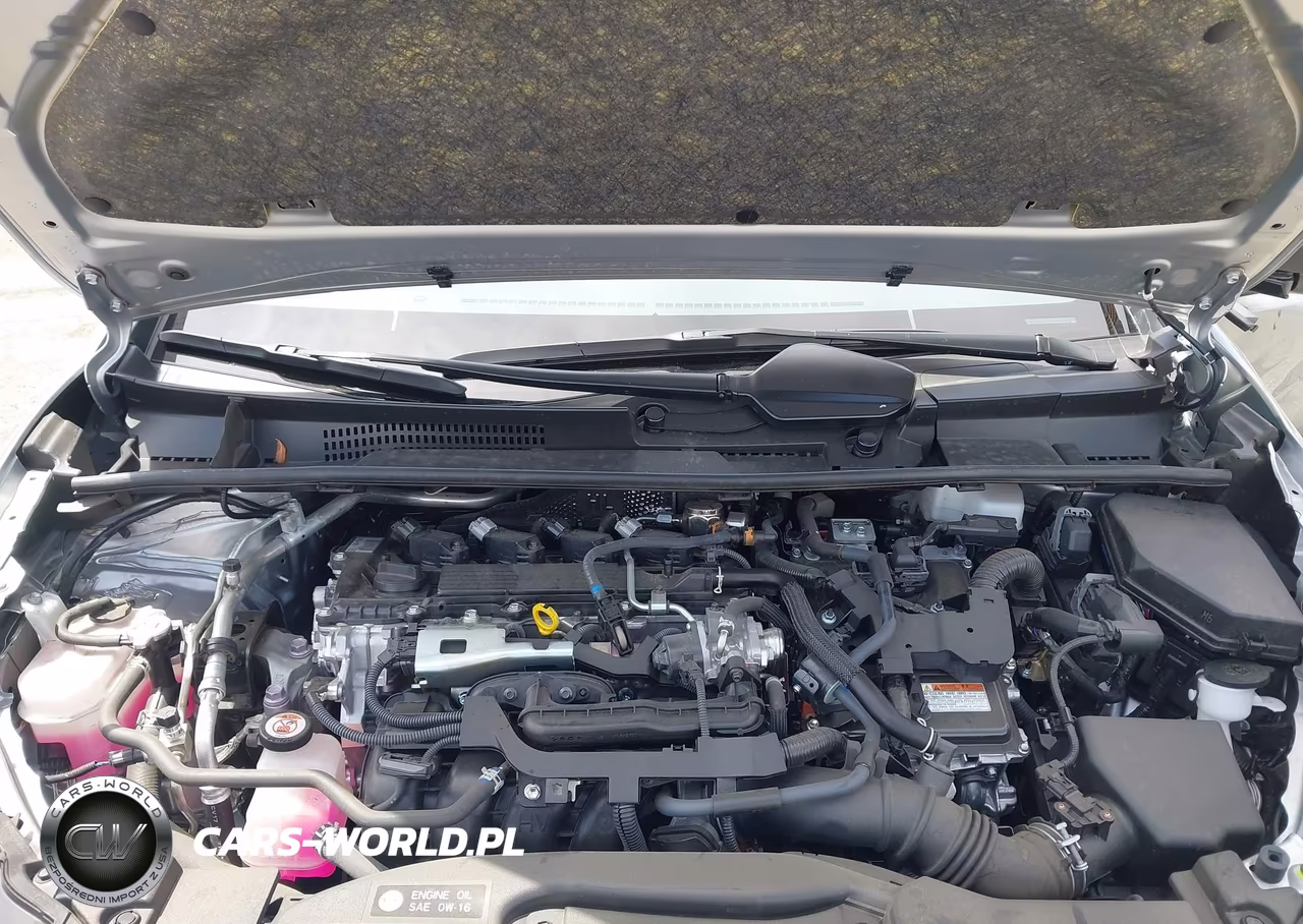 2024 Toyota Prius Le VIN:JTDACAAUXR3035112 - 10