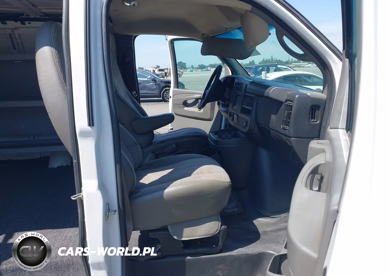 2013 Chevrolet Express 1500 Work Van VIN:1GCSGAF40D1193206 - 5