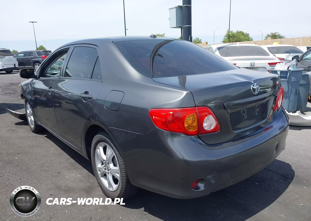2010 Toyota Corolla Le VIN:1NXBU4EEXAZ234967 - 3
