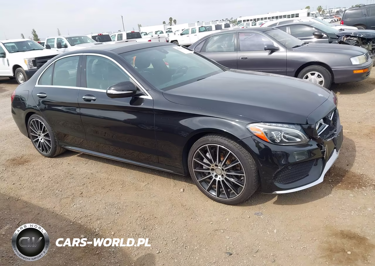 2015 Mercedes-Benz C 300 Sport – zdjęcie 1 z 16