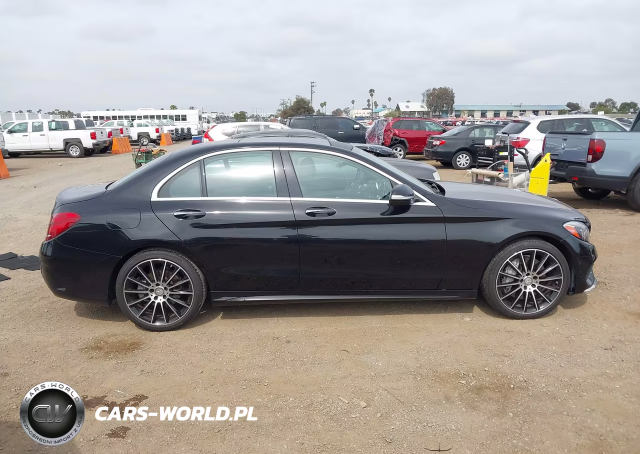 2015 Mercedes-Benz C 300 Sport VIN:55SWF4JB7FU055327 - 13