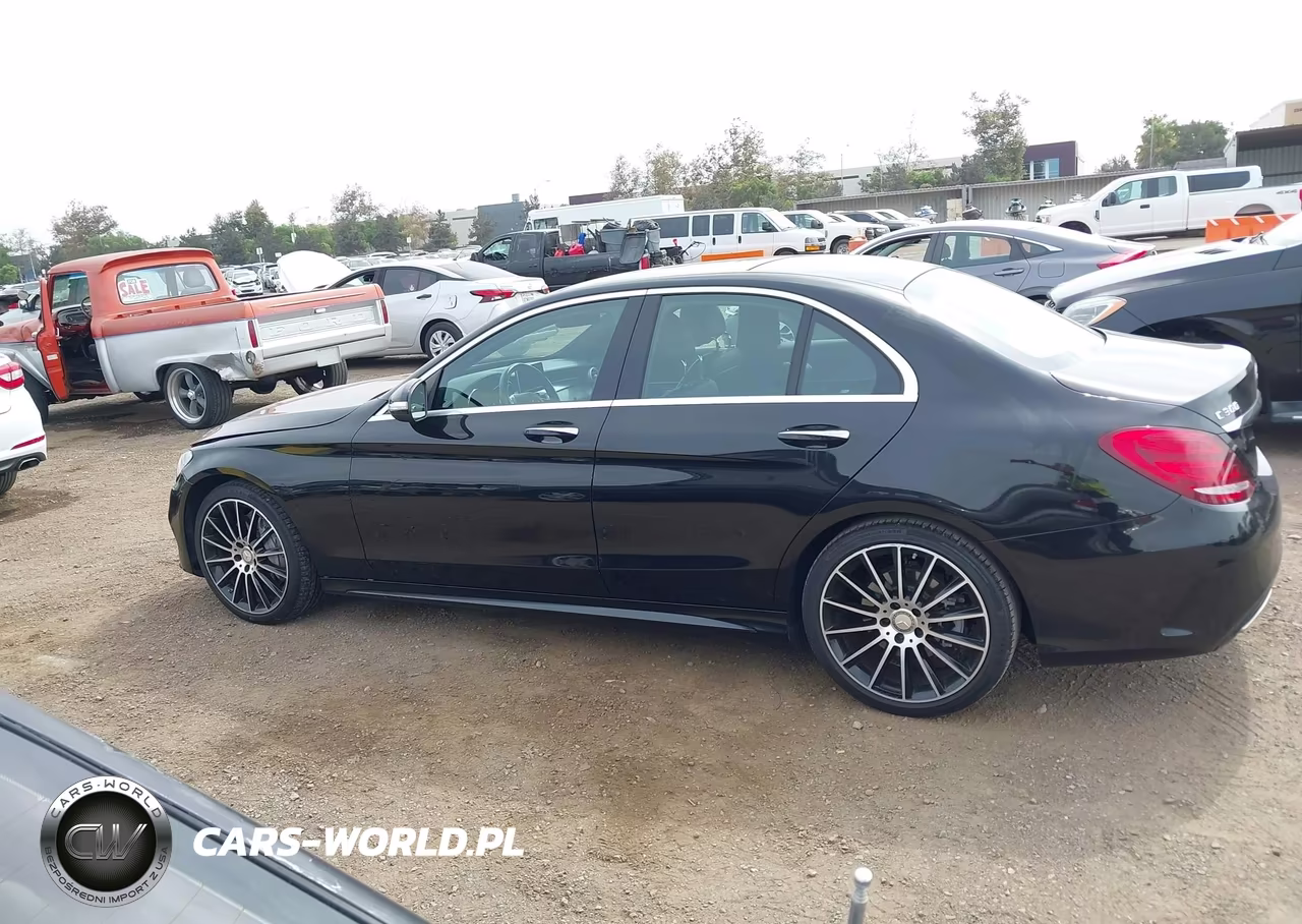2015 Mercedes-Benz C 300 Sport VIN:55SWF4JB7FU055327 - 14
