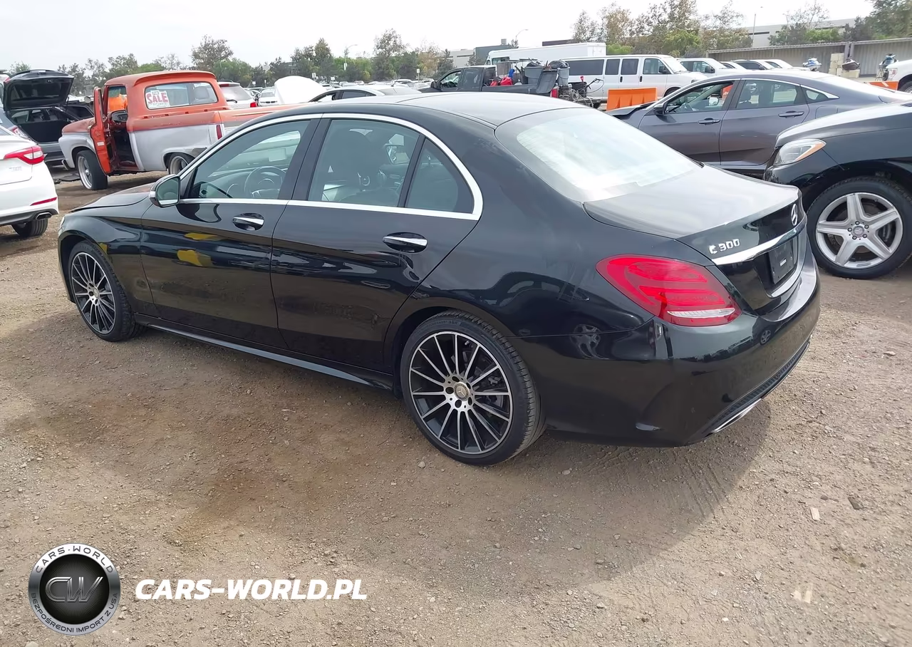 2015 Mercedes-Benz C 300 Sport VIN:55SWF4JB7FU055327 - 3