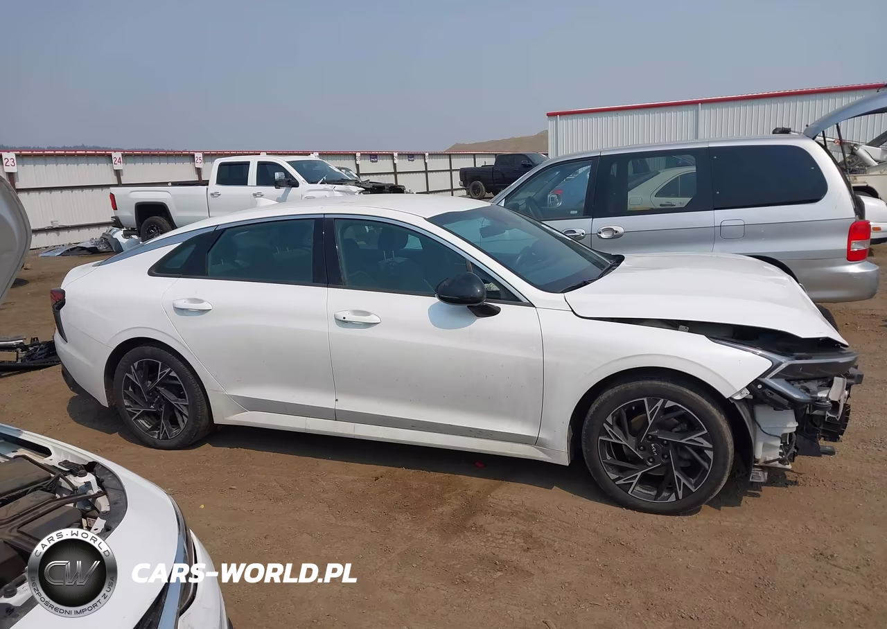 2025 Kia K5 Gt-Line VIN:KNAG64J71S5300441 - 14