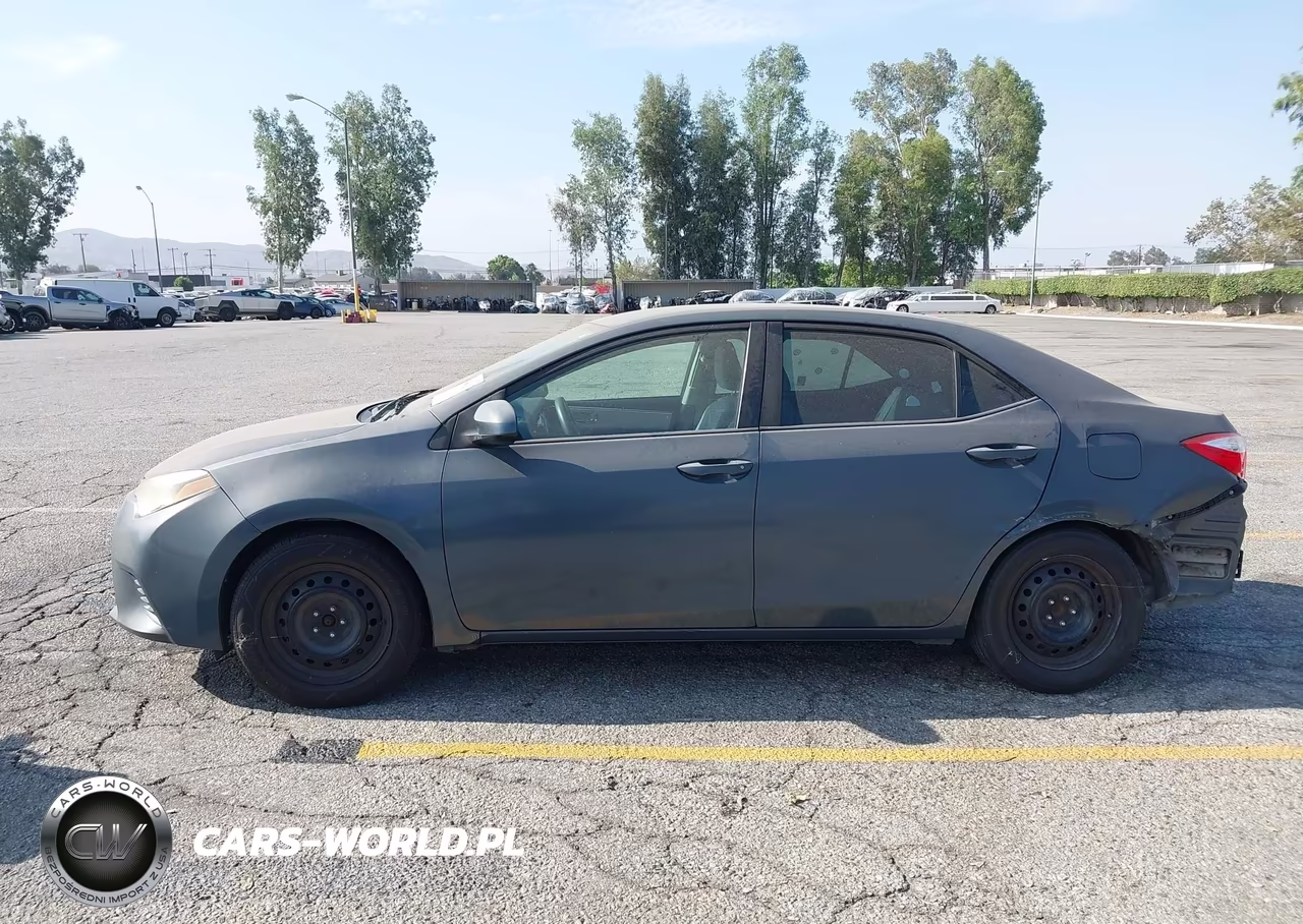 2014 Toyota Corolla Le VIN:5YFBURHE1EP090192 - 14