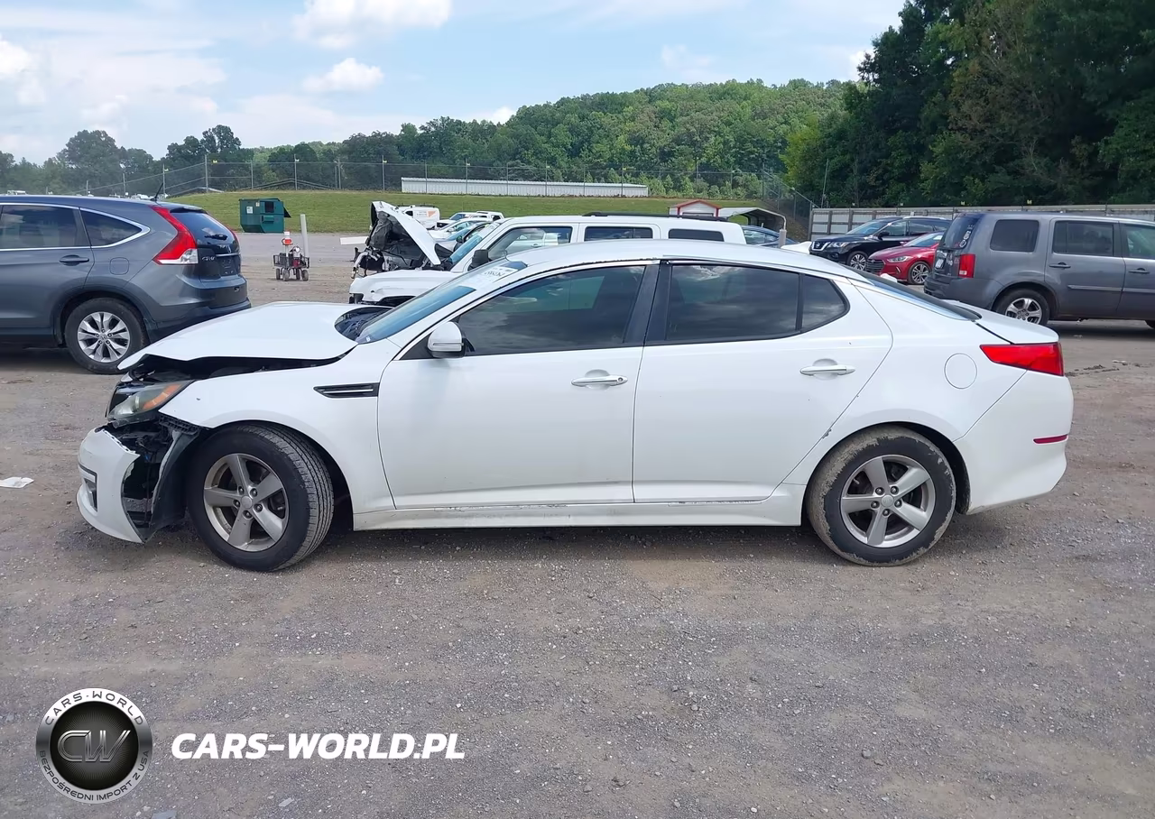 2015 Kia Optima Lx VIN:5XXGM4A74FG463062 - 14
