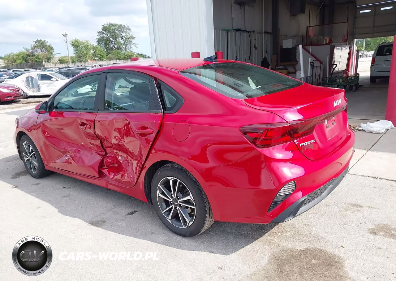 2024 Kia Forte Lxs VIN:3KPF24AD0RE836540 - 3