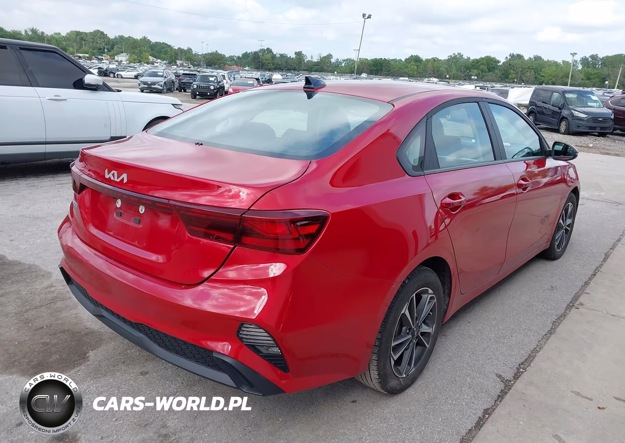 2024 Kia Forte Lxs VIN:3KPF24AD0RE836540 - 4