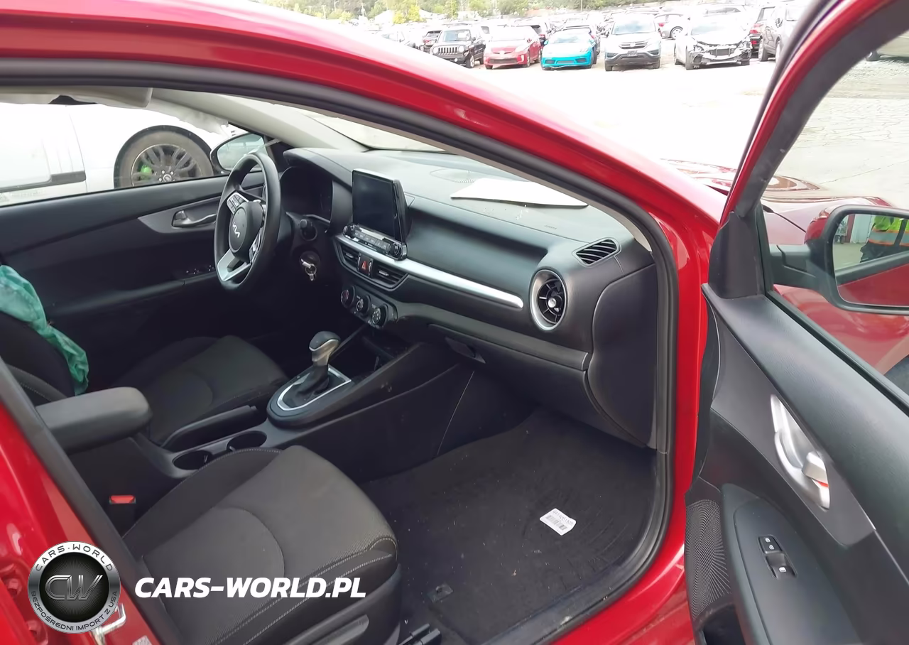 2024 Kia Forte Lxs VIN:3KPF24AD0RE836540 - 5