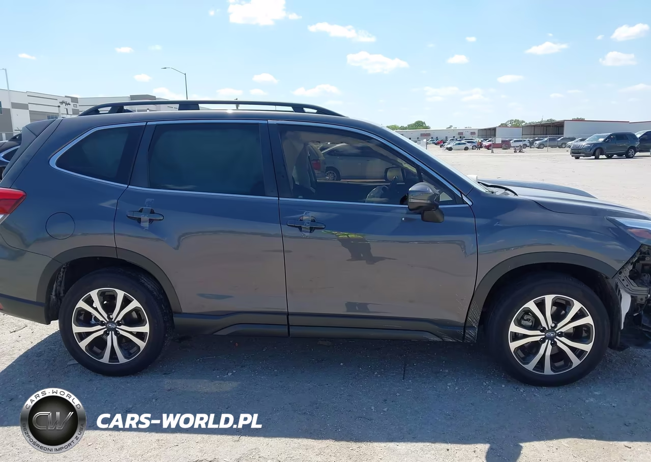 2024 Subaru Forester Limited VIN:JF2SKALC5RH409271 - 12