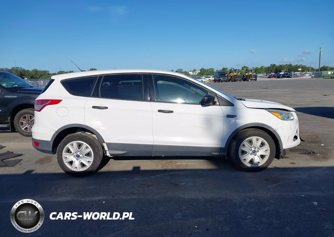 2016 Ford Escape S VIN:1FMCU0F76GUA03988 - 13