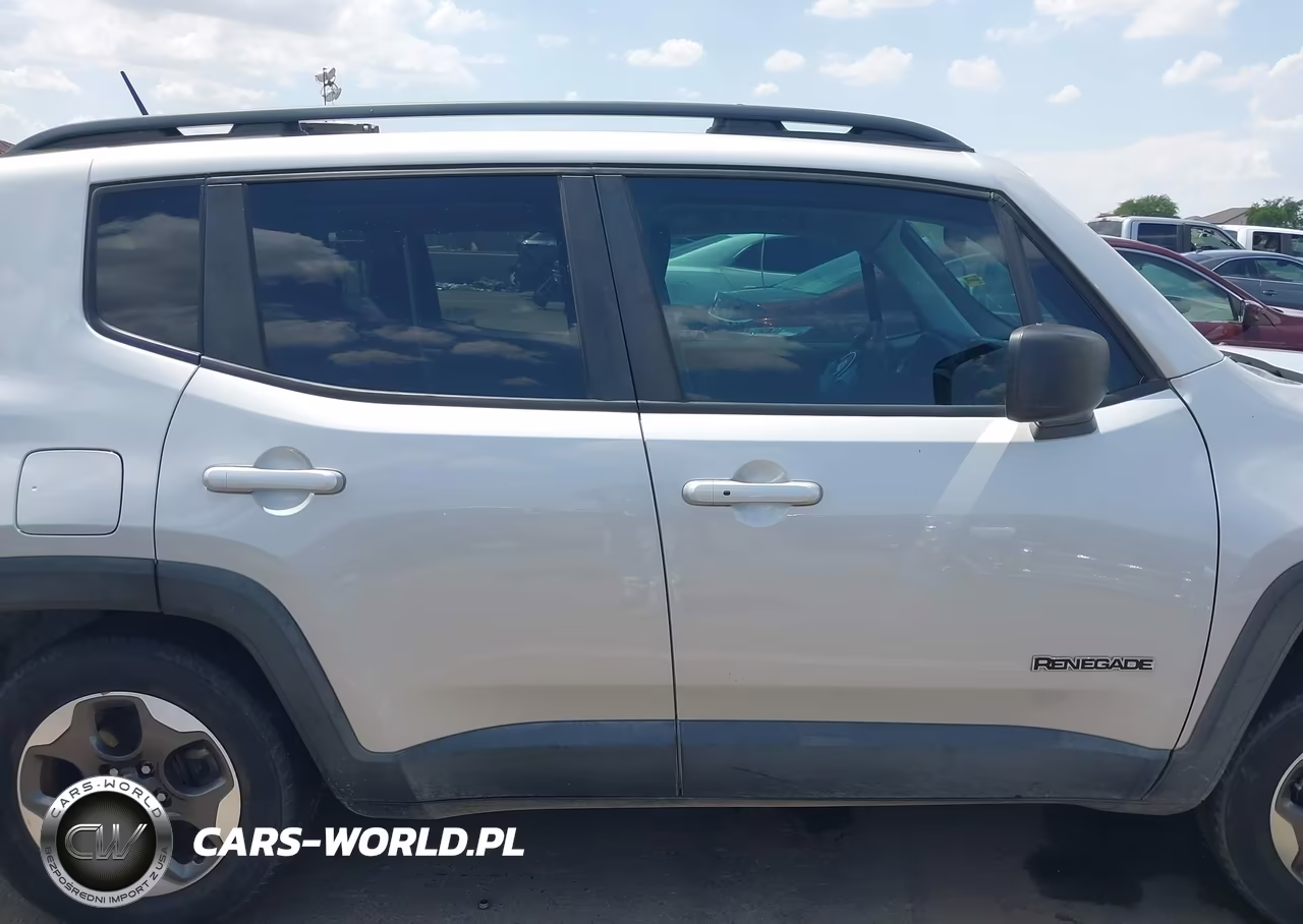 2018 Jeep Renegade Sport 4X4 VIN:ZACCJBAB7JPH40422 - 12