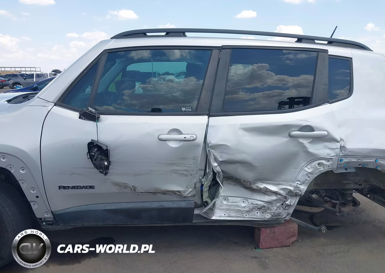 2018 Jeep Renegade Sport 4X4 VIN:ZACCJBAB7JPH40422 - 13