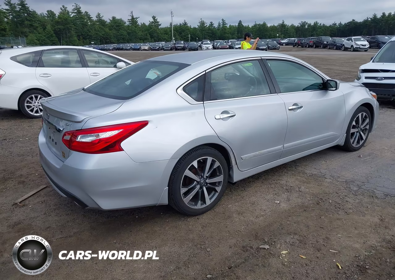 2016 Nissan Altima 2.5 Sr VIN:1N4AL3AP6GC184108 - 4