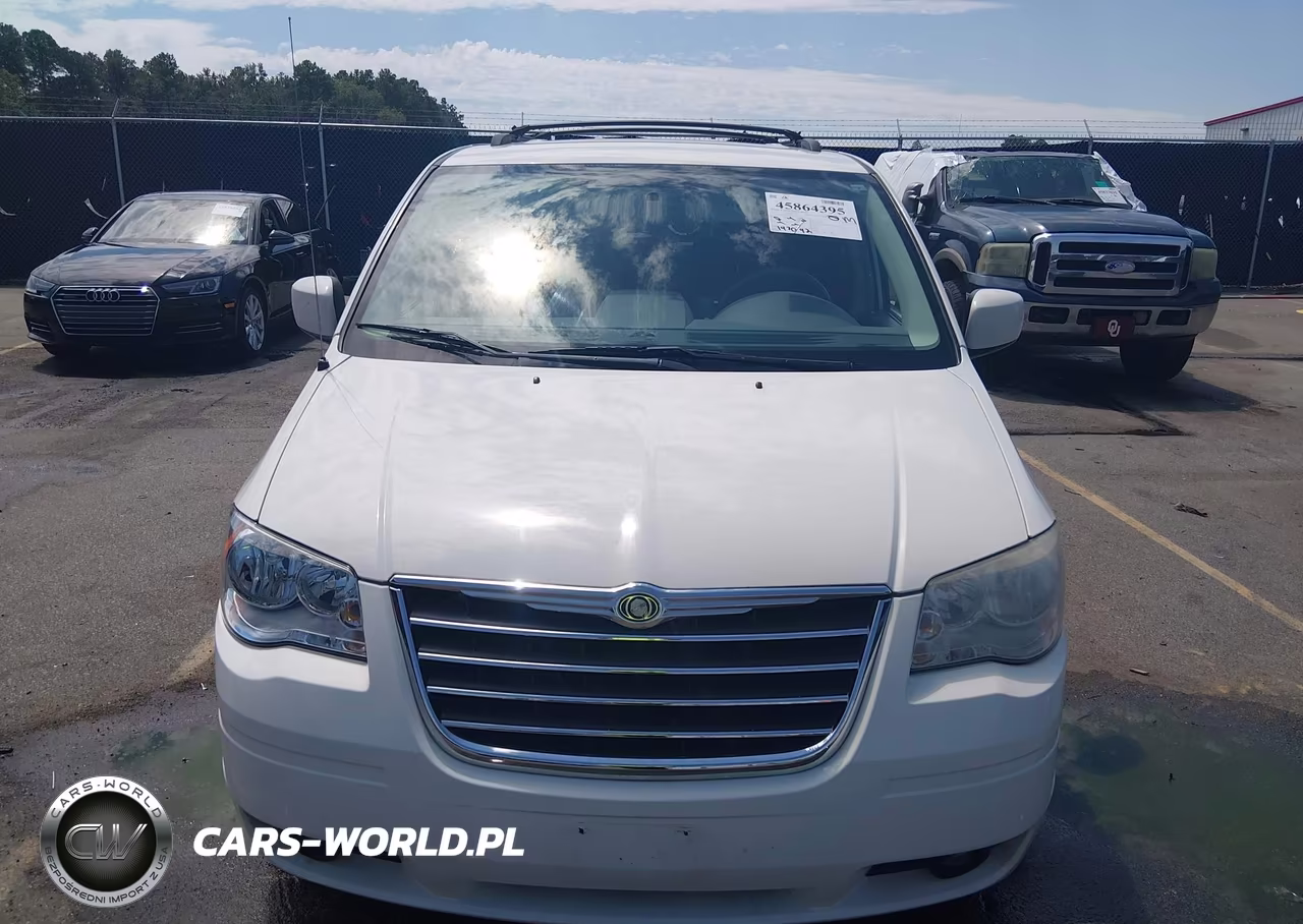 2010 Chrysler Town & Country Touring VIN:2A4RR5D18AR108400 - 12