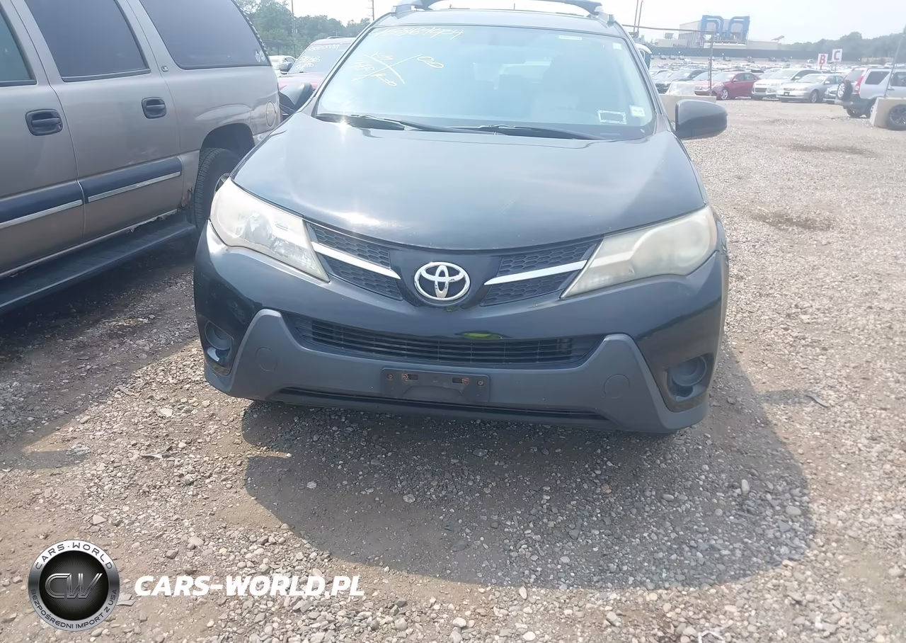 2015 Toyota Rav4 Le VIN:2T3BFREV1FW391051 - 12