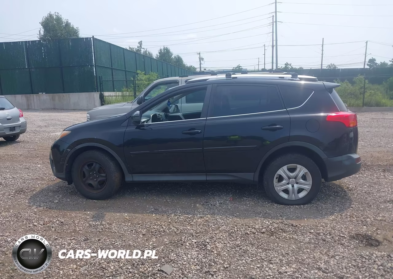 2015 Toyota Rav4 Le VIN:2T3BFREV1FW391051 - 14
