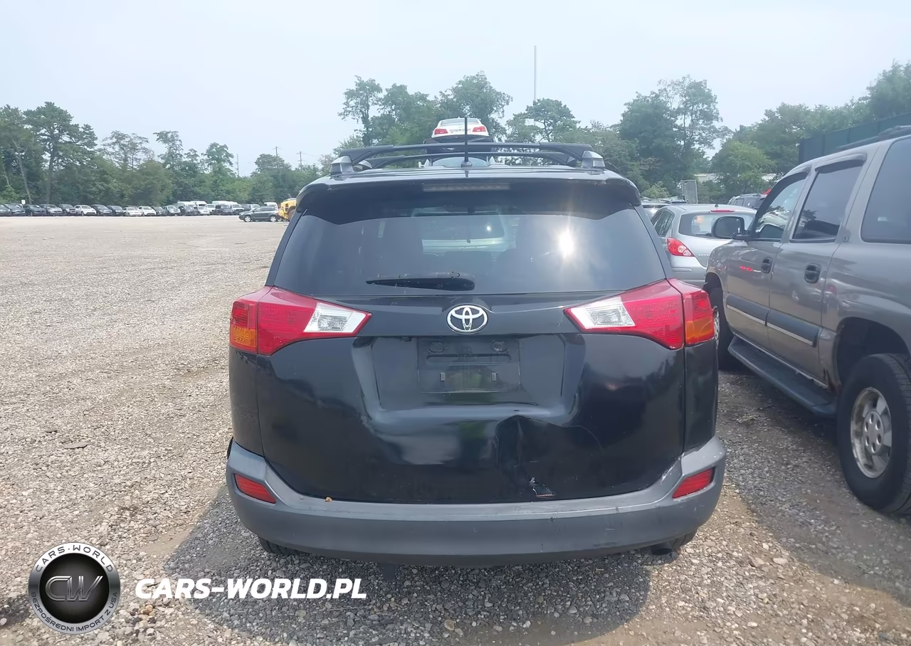 2015 Toyota Rav4 Le VIN:2T3BFREV1FW391051 - 16